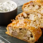 kako-pripraviti-strudelj-iz-listnatega-testa-s-piscancjimi-gobami-in.webp.webp