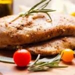 pecen-piscancji-file-na-grenivkini-blazini-izvirni-recept.webp.webp