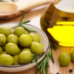 ali-je-vredno-vsak-dan-piti-oljcno-olje-strokovnjaki-za.webp.webp